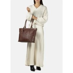 Burkely Cool Colbie Wide Tote 15,6" Brown -Reisopslagwinkel image 10338