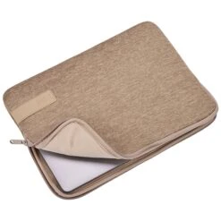 Case Logic® Case Logic Reflect MacBook Sleeve 13" Boulder Beige -Reisopslagwinkel image 10390