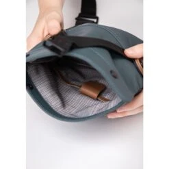 Aunts & Uncles Japan Tsu Waistbag Cosmic Void 20 Aunts & Uncles Japan Tsu Waistbag Cosmic Void -Reisopslagwinkel image 10912