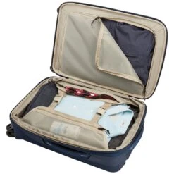 Thule Crossover 2 Expandable Carry-on Spinner Dress Blue 21 Thule Crossover 2 Expandable Carry-on Spinner Dress Blue -Reisopslagwinkel image 1718