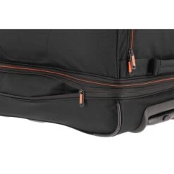 Travelite Basics Wheeled Duffle 70 Expandable Black 22 Travelite Basics Wheeled Duffle 70 Expandable Black -Reisopslagwinkel image 2167