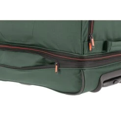 Travelite Basics Wheeled Duffle 70 Expandable Dark Green -Reisopslagwinkel image 2448