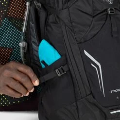 Osprey Syncro 20 Black 31 Osprey Syncro 20 Black -Reisopslagwinkel image 3294