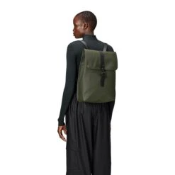 Rains Rucksack W3 Green -Reisopslagwinkel image 3783