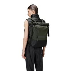 Rains Trail Rolltop Backpack W3 Green 8 Rains Trail Rolltop Backpack W3 Green -Reisopslagwinkel image 4619