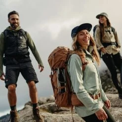 Fjallraven Kajka 35 S/M Coal Black -Reisopslagwinkel image 4815