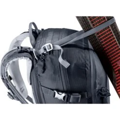 Deuter Freerider 30 Backpack Black 21 Deuter Freerider 30 Backpack Black -Reisopslagwinkel image 5378