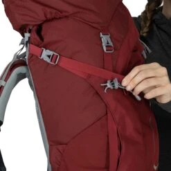 Osprey Ariel 55 Womens Backpack M/L Claret Red 35 Osprey Ariel 55 Womens Backpack M/L Claret Red -Reisopslagwinkel image 5549