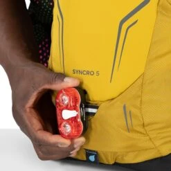 Osprey Syncro 5 Primavera Yellow -Reisopslagwinkel image 5671
