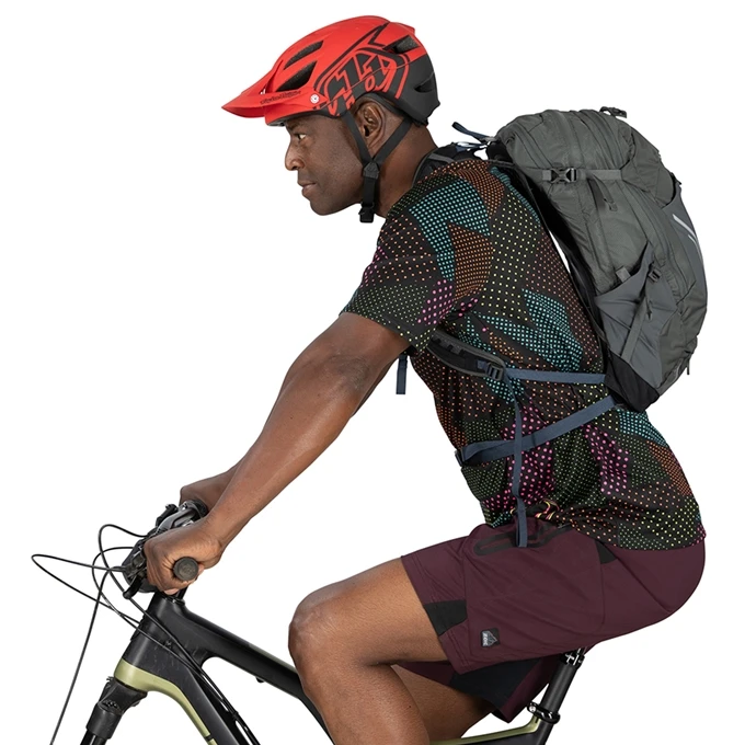 Osprey Syncro 12 Coal Grey 4 Osprey Syncro 12 Coal Grey - Afbeelding 2