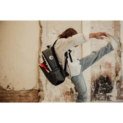 Pick & Pack Shark Shape Backpack M Anthracite -Reisopslagwinkel image 6272
