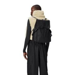 Rains Rucksack Cargo W3 Black -Reisopslagwinkel image 6522