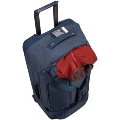 Thule Crossover 2 Wheeled Duffel Dress Blue -Reisopslagwinkel image 7541