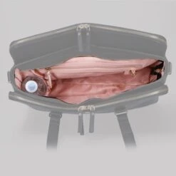 FMME. Charlotte 13.3 Workingbag 3 Pockets Croco Brown 31 FMME. Charlotte 13.3 Workingbag 3 Pockets Croco Brown -Reisopslagwinkel image 8797