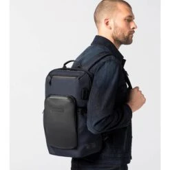 Porsche Design Urban Eco Backpack S Dark Blue -Reisopslagwinkel image 9642
