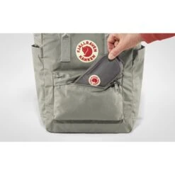 Fjallraven Kanken Totepack Graphite 15 Fjallraven Kanken Totepack Graphite -Reisopslagwinkel image 9897
