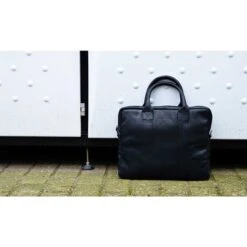 DSTRCT Main Street Workingbag 13.3'' Black -Reisopslagwinkel image 9992